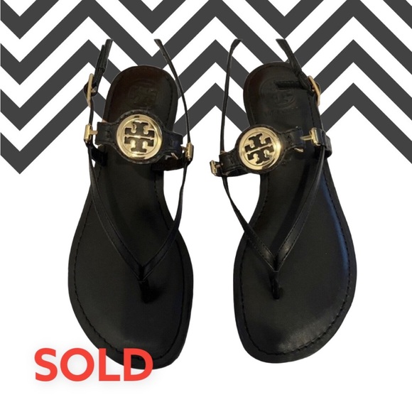 TORY BURCH ALI Anteka NEW BOX THONG FLAT SHOES SUMER BLACK GOLD LOGO LEATHER 8.5 - Picture 1 of 10